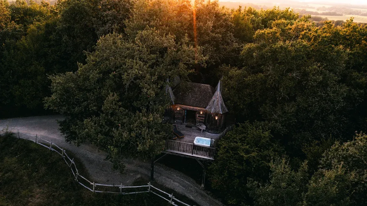 Les 7 meilleures cabanes dans les Arbres en Dordogne